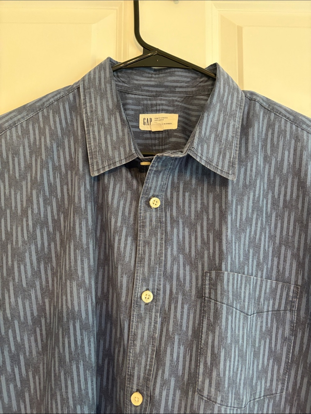 GAP Blue Patterned Casual Button-Down Shirt